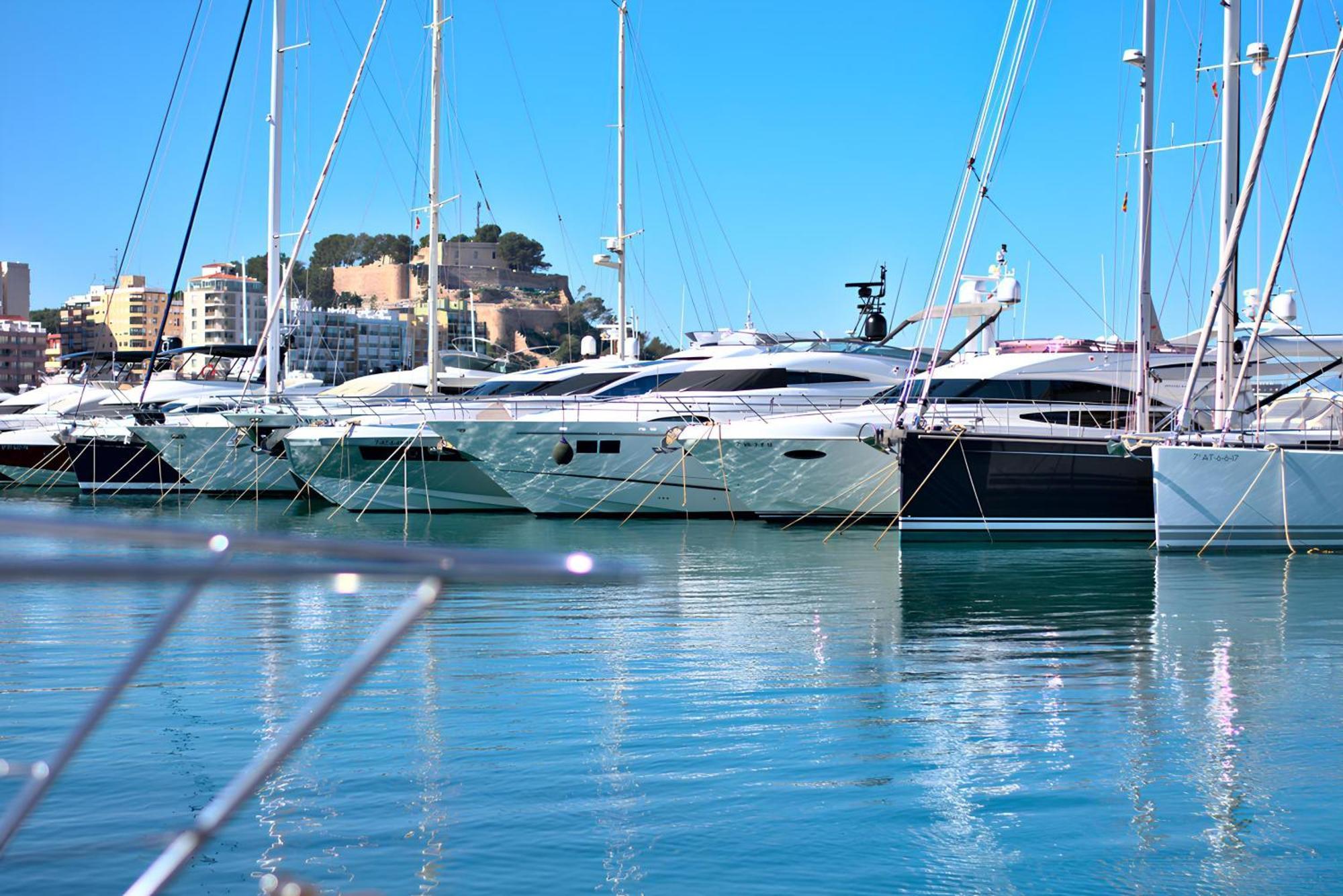 Tirolina By Edeal Homes Denia Bagian luar foto